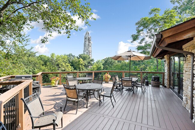 Deck - 509 Aurora Ave
