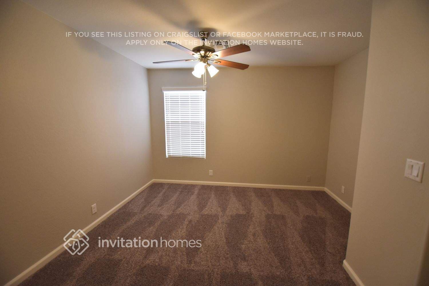 Building Photo - 2458 E Jasper Dr