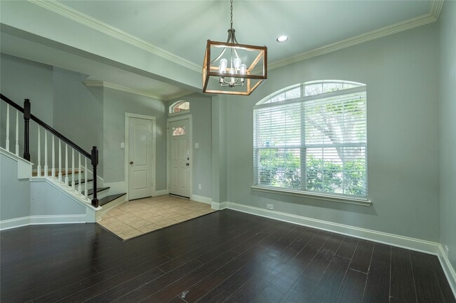 Building Photo - 20122 Sunflower Chase Dr