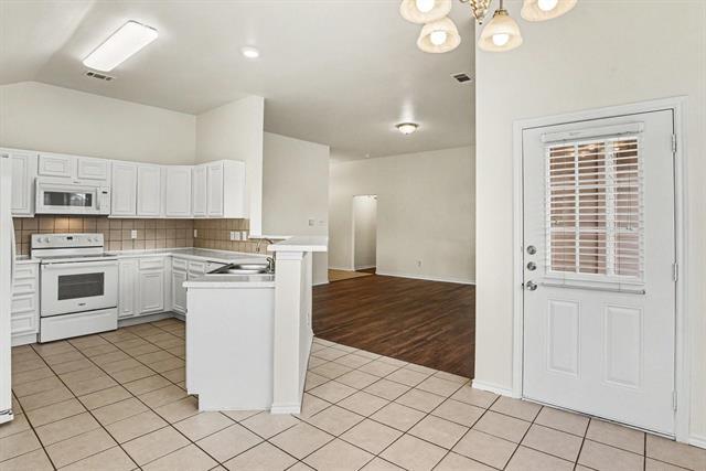 Building Photo - 2521 Ash Creek