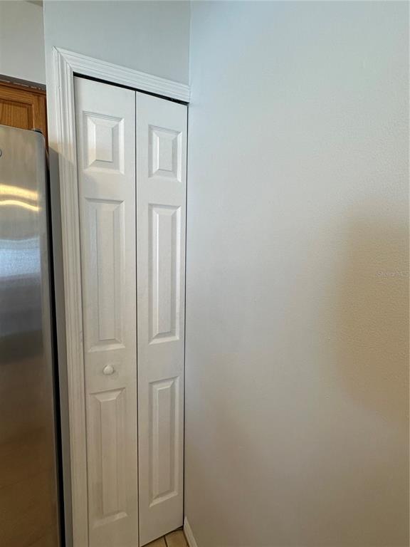 Building Photo - 106 N Hampton Ct