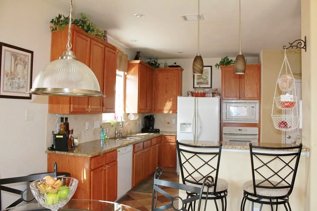 Building Photo - 217 Grooms Rd