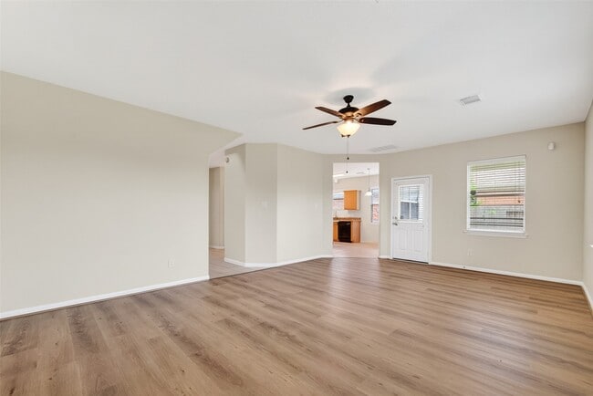 Building Photo - 16119 Gavin Ln