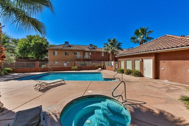 Building Photo - Washington 3 Bedroom Townhome