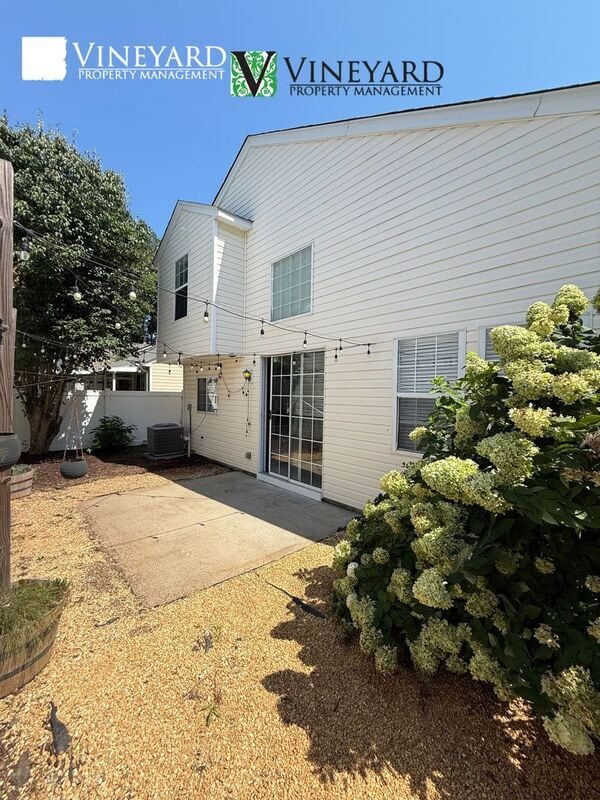 Building Photo - 421 Windcroft Cir NW