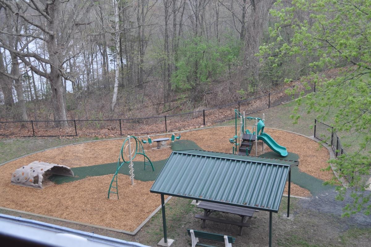 Building Photo - 46 Cochituate Rd