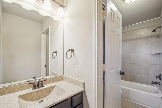 Building Photo - 29146 Crested Butte Dr