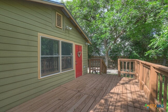 Building Photo - 1630 Katy St