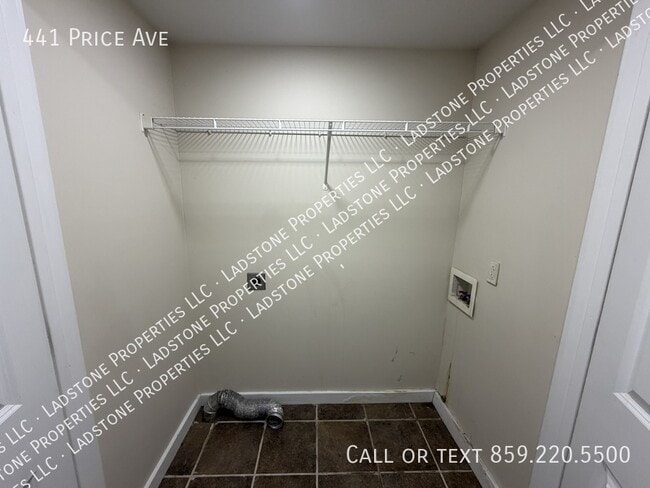 Building Photo - 441 Price Ave