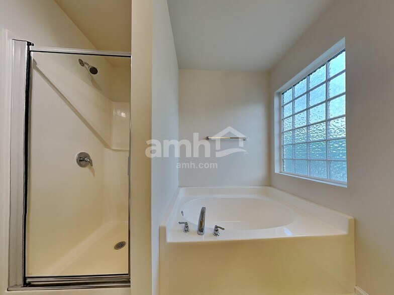 Building Photo - 3602 Nelson Creek Ln