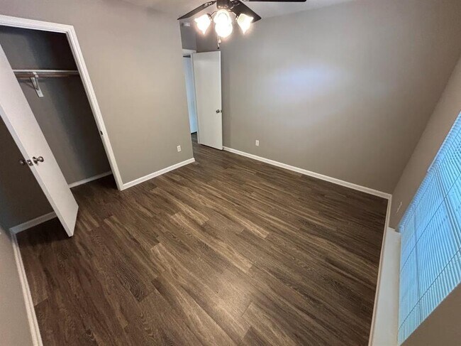 Building Photo - 8909 Colberg Dr