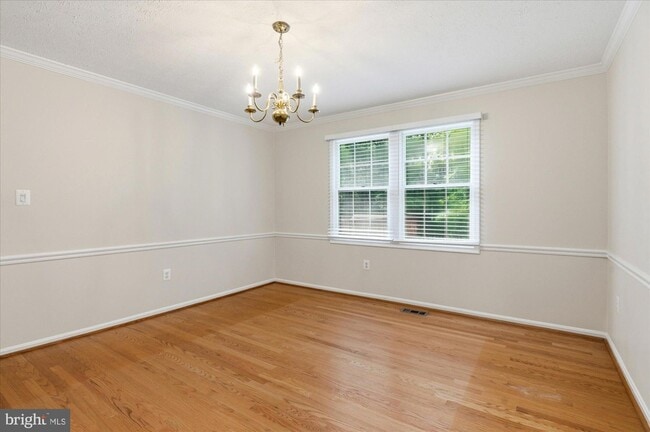 Building Photo - 9708 Locust Hill Dr