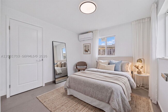 Building Photo - 3036 N 58th Ave