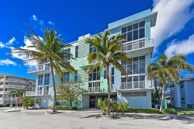 Building Photo - 108 Lake Ave