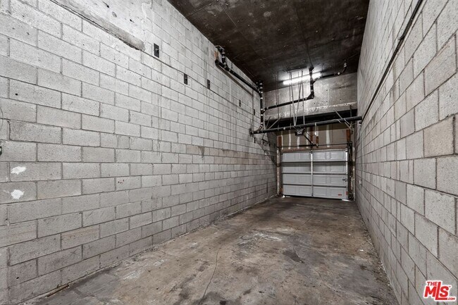 Building Photo - 3712 Evans St W