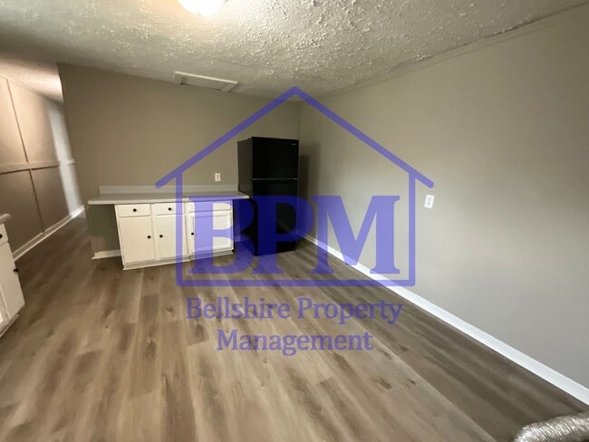 Building Photo - Cozy 1 Bed, 1 Bath Home in the Heart of Na...