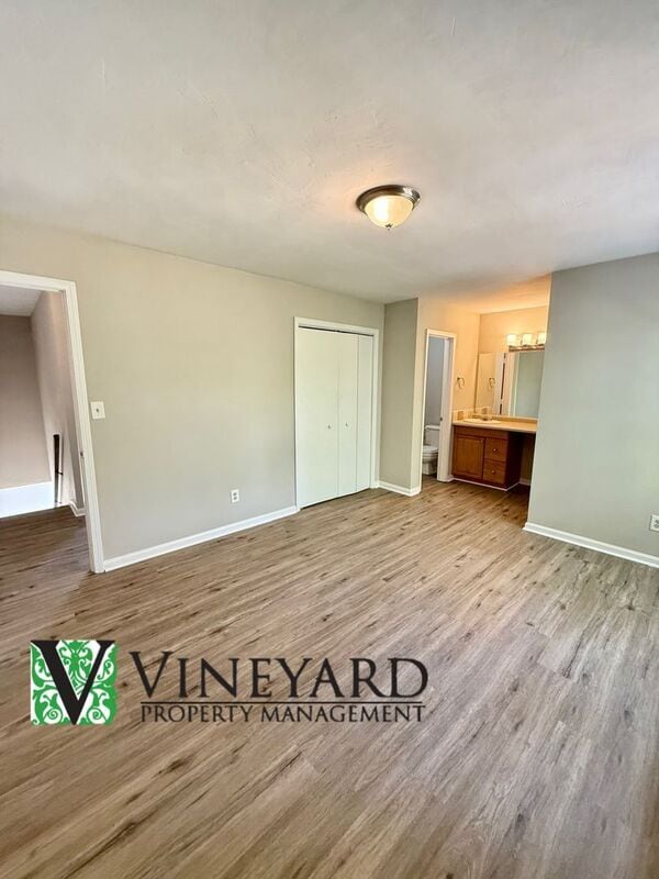 Building Photo - 4891 Jenny Dr
