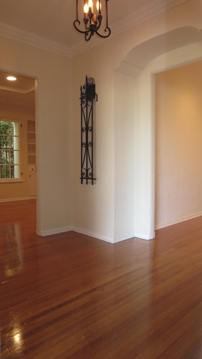 WELCOME, Come on In! - 1103 S Crescent Heights Blvd