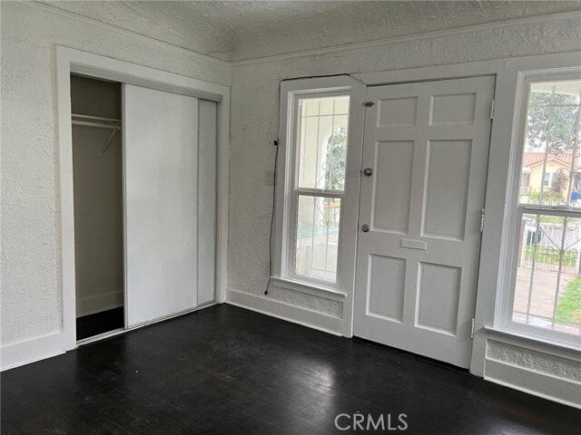 Building Photo - 5610 S St Andrews Pl