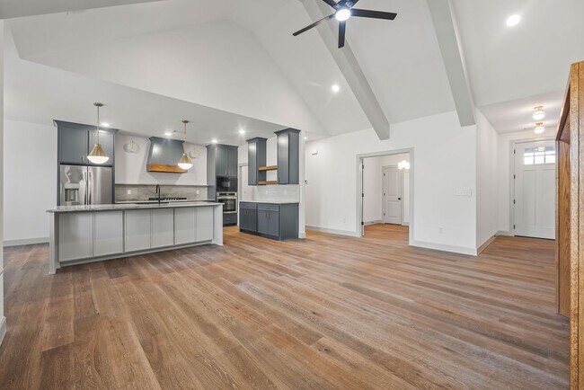 Building Photo - 1509 Padova Ave