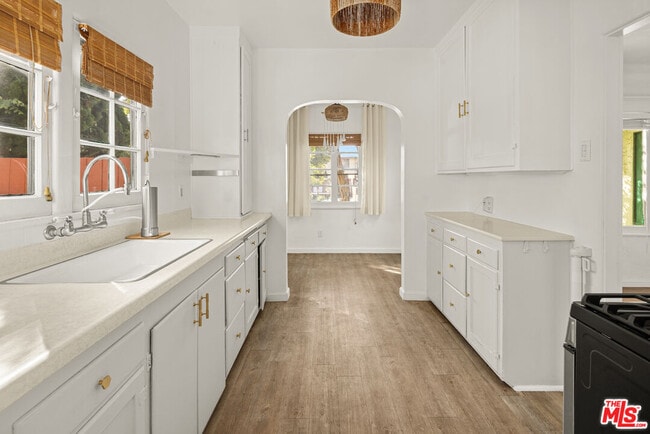 Building Photo - 1708 Glyndon Ave