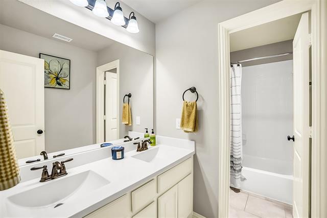 Building Photo - 6913 Barolo Dr