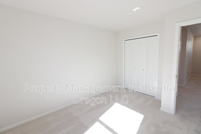 Building Photo - 20560 Button Brush Ave