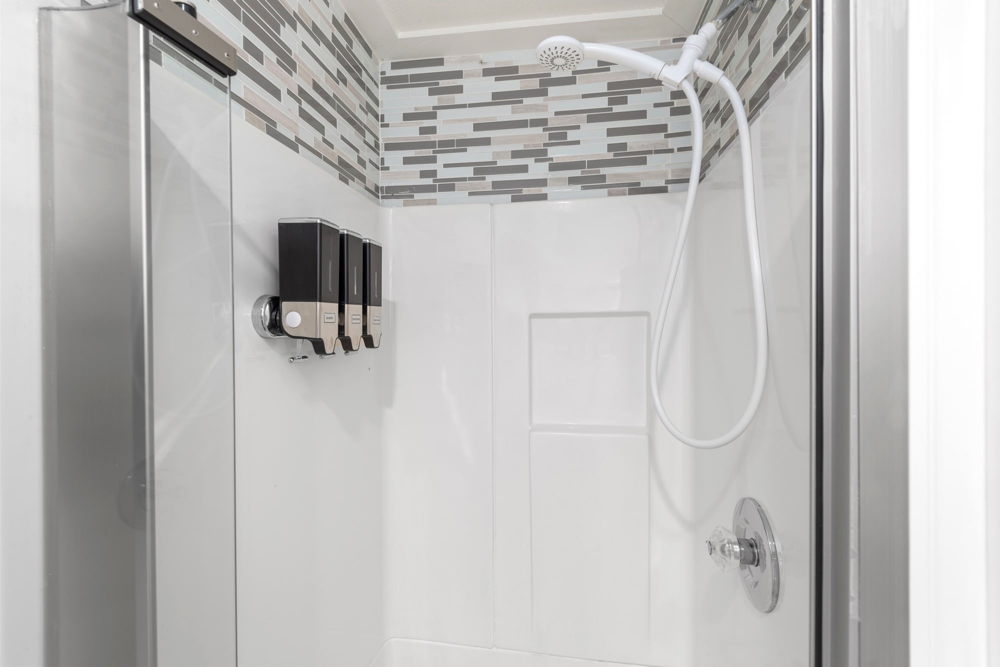 Building Photo - 2945 S Zurich Ct