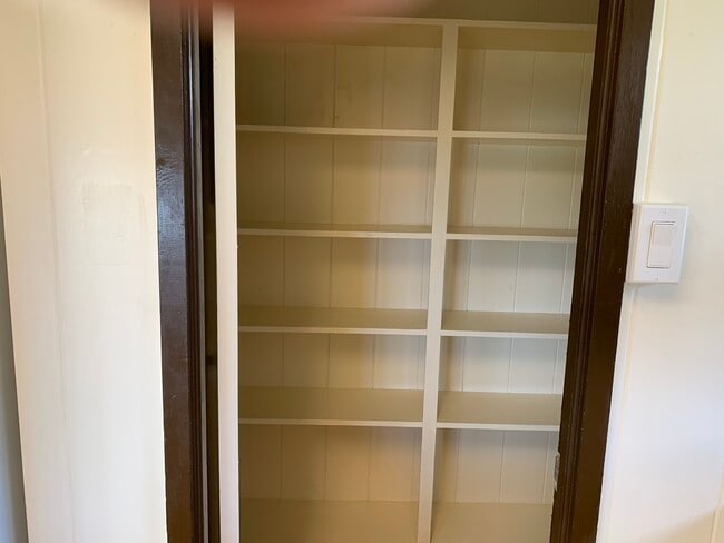 Building Photo - 1025 Kalikimaka St