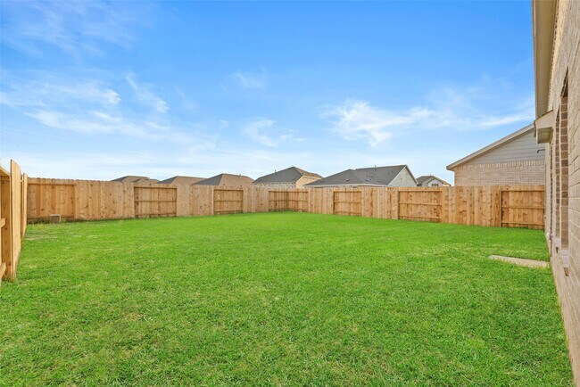 Building Photo - 27651 Spearmint Ridge Dr