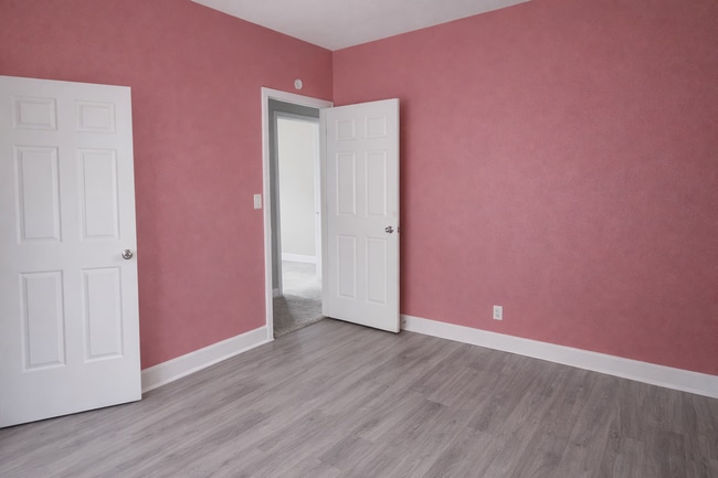 Building Photo - 2709 N College Ave