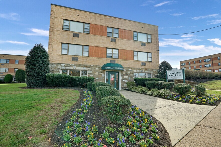 Northeast Apartments 2300 Hartel Ave Philadelphia PA 19152 Apartment Finder