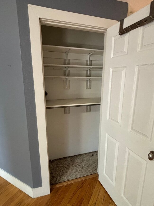 Building Photo - Updated 1 Bed/1 Bath Duplex in Lohi