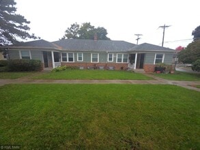 Building Photo - 2056 Bayard Ave