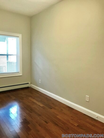 Building Photo - 12 Chelsea St