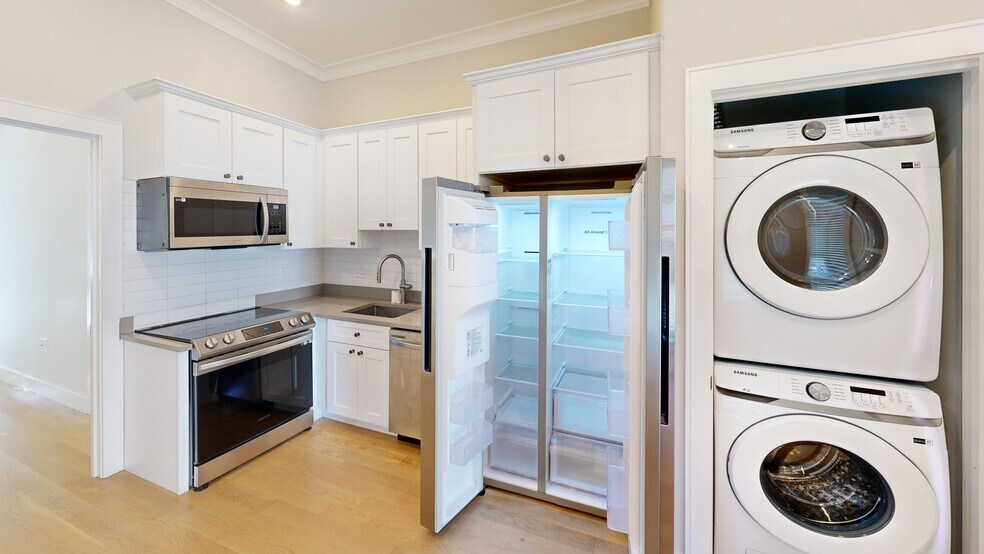 Building Photo - 16-18 Highgate St. Unit 101
