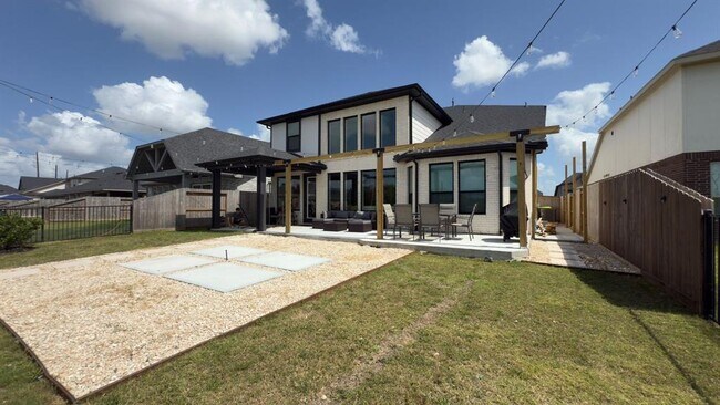 Building Photo - 31422 Beacon Cove Trl