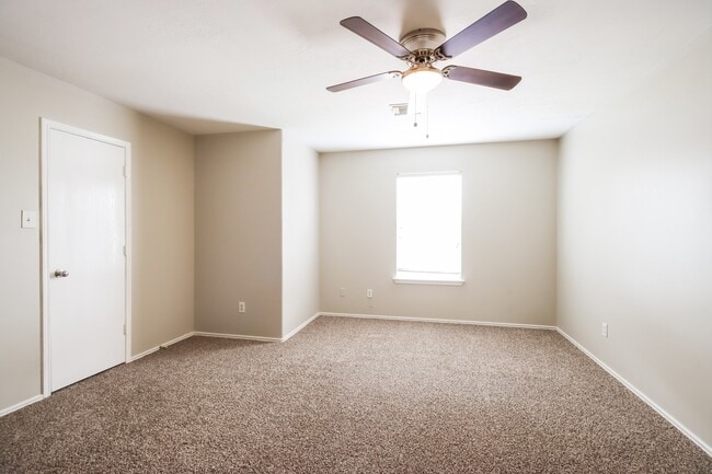 Building Photo - 17322 Wigeon Way Dr