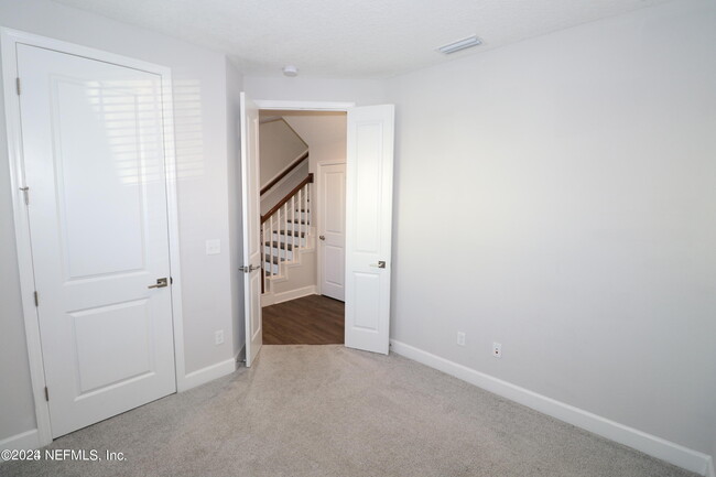 Building Photo - 11480 Gully Ct