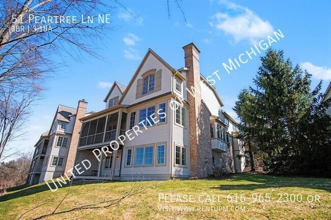 Building Photo - 51 Peartree Ln NE