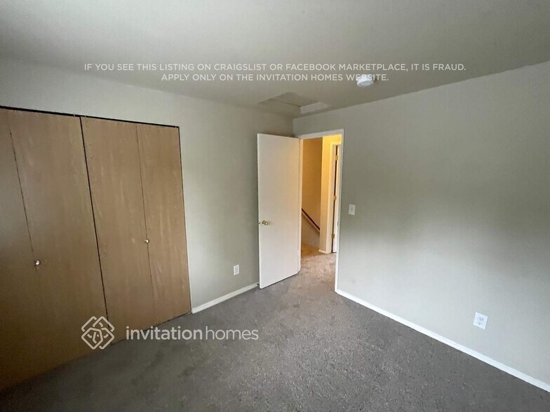 Building Photo - 22644 15th Ave S