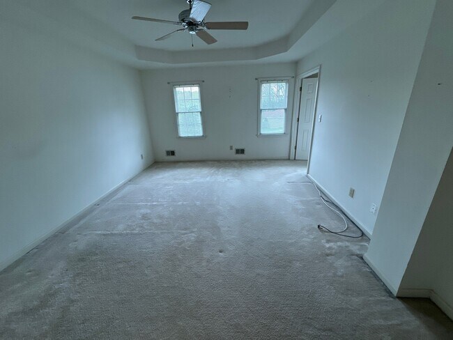 Building Photo - 10985 Eagles Cove Dr