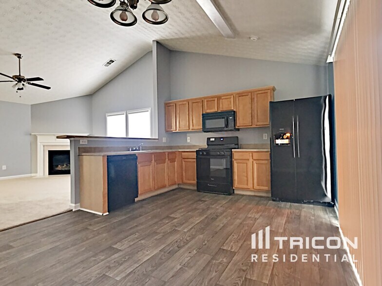 Building Photo - 1586 Thornwick Trace