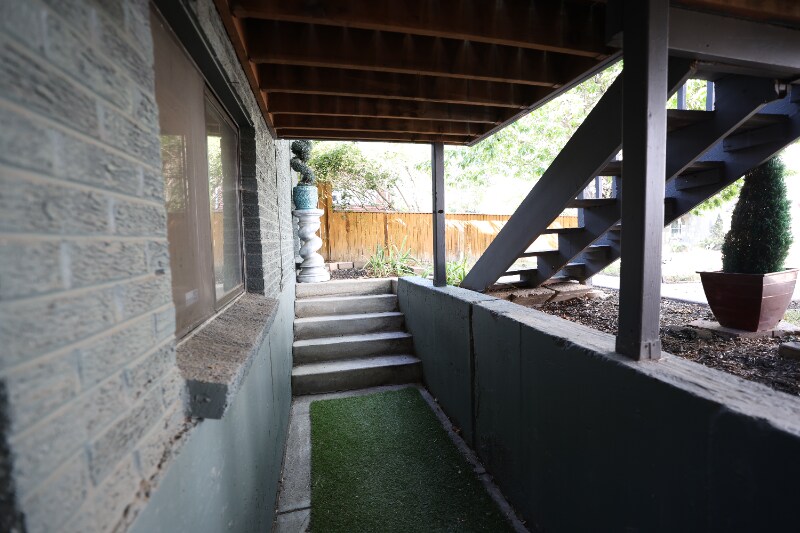 Building Photo - 3233 Meade St