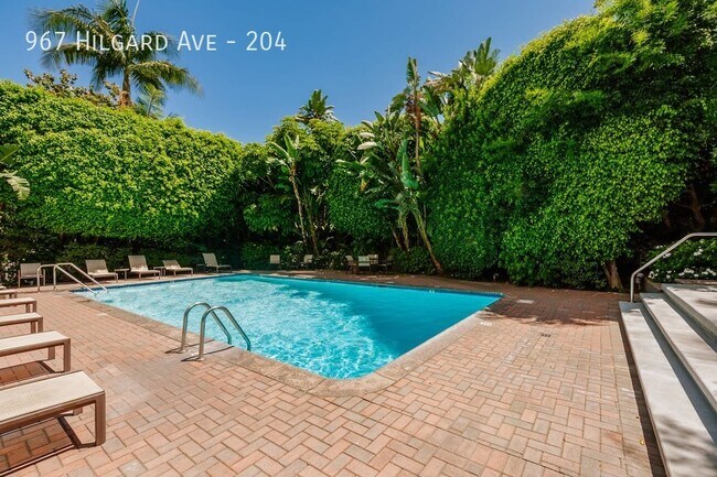 Building Photo - 967 Hilgard Ave