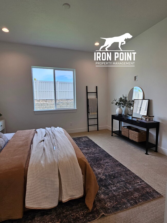 Building Photo - Brand New 4bed/3 bath home w/office, 2 car extended bay garage & all appliances included.