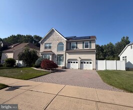 Building Photo - 12 Chesapeake Rd