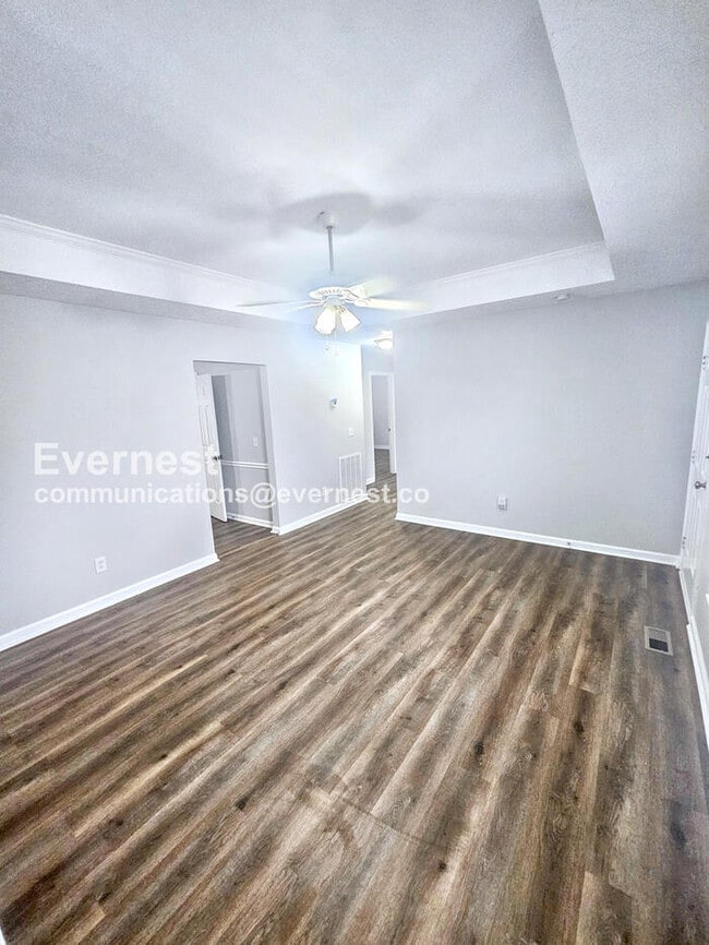 Building Photo - 208 Centennial Dr