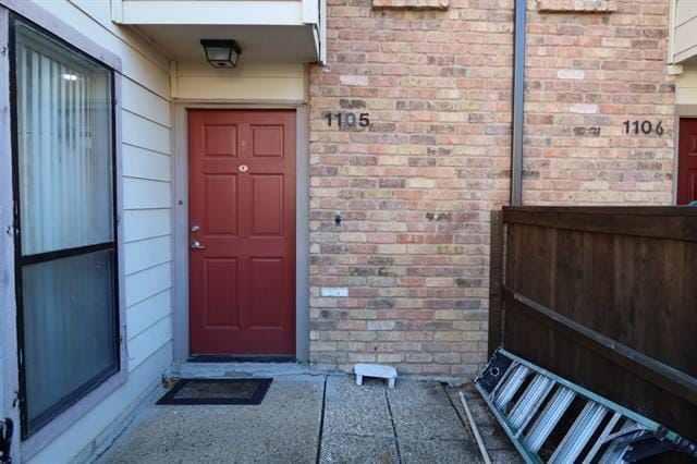 Building Photo - 6646 E Lovers Ln