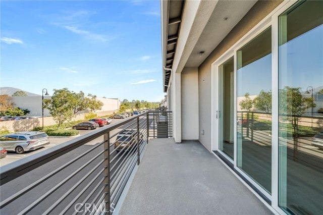 Building Photo - 221 Carmona